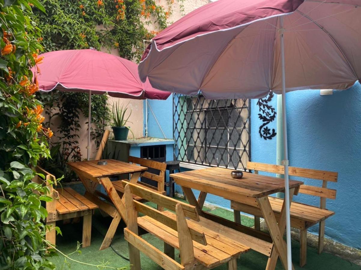 4 Grados Hostel Guatemala City ภายนอก รูปภาพ